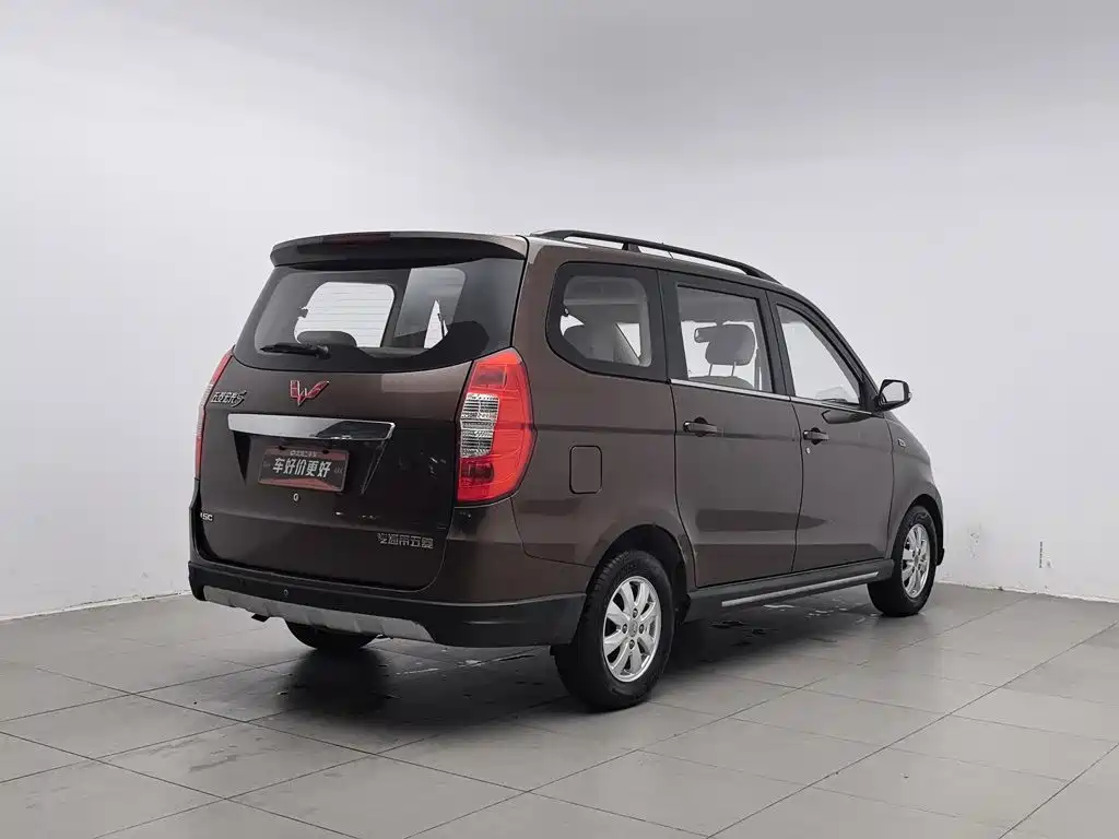 Wuling Hongguang — миниатюра 2