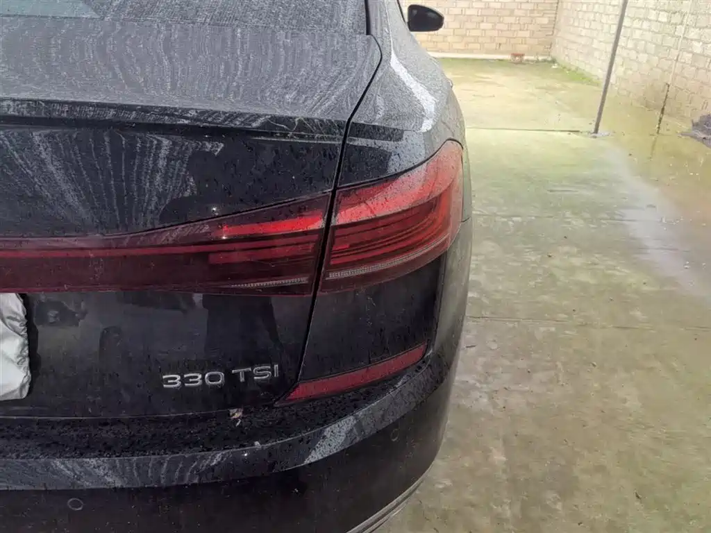 Volkswagen Passat 2023 330TSI Elite
