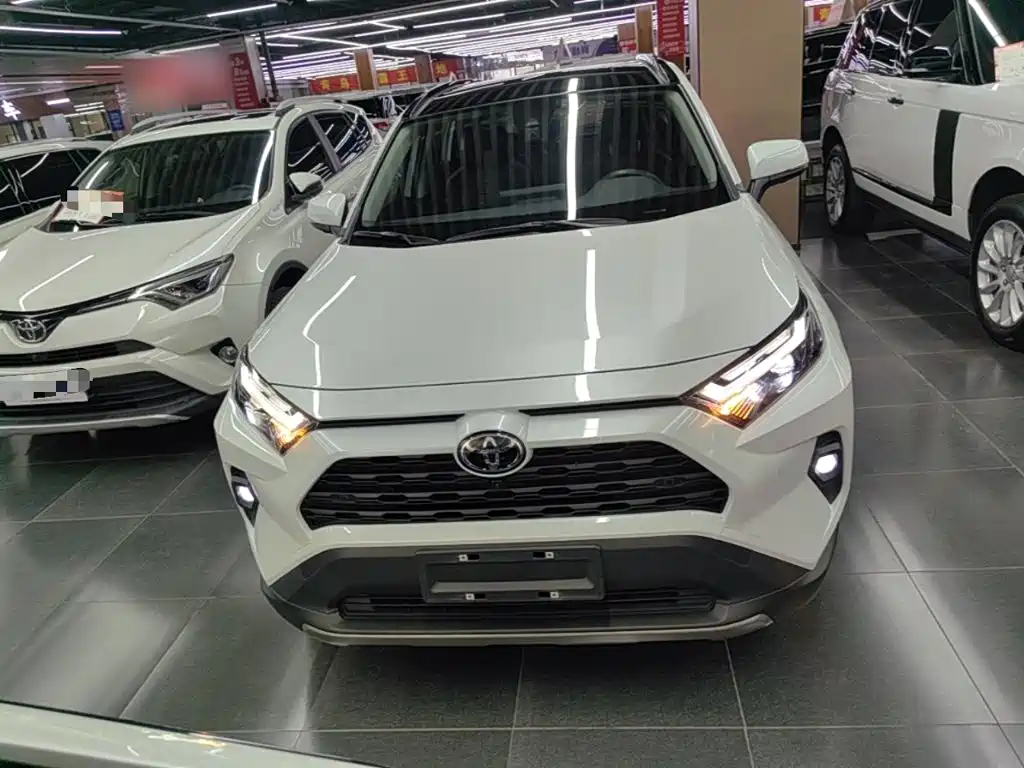 Toyota RAV4 — миниатюра 3