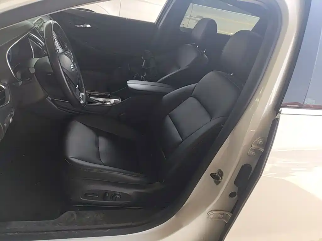 Chevrolet Malibu XL — миниатюра 15