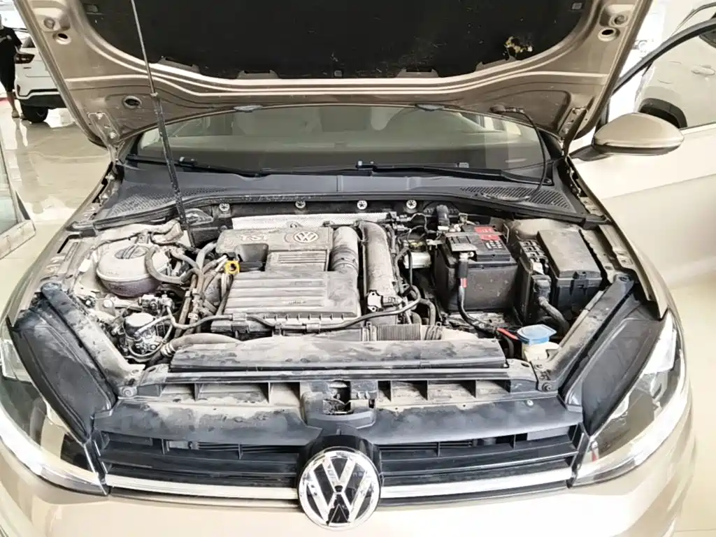 Volkswagen Golf — миниатюра 20