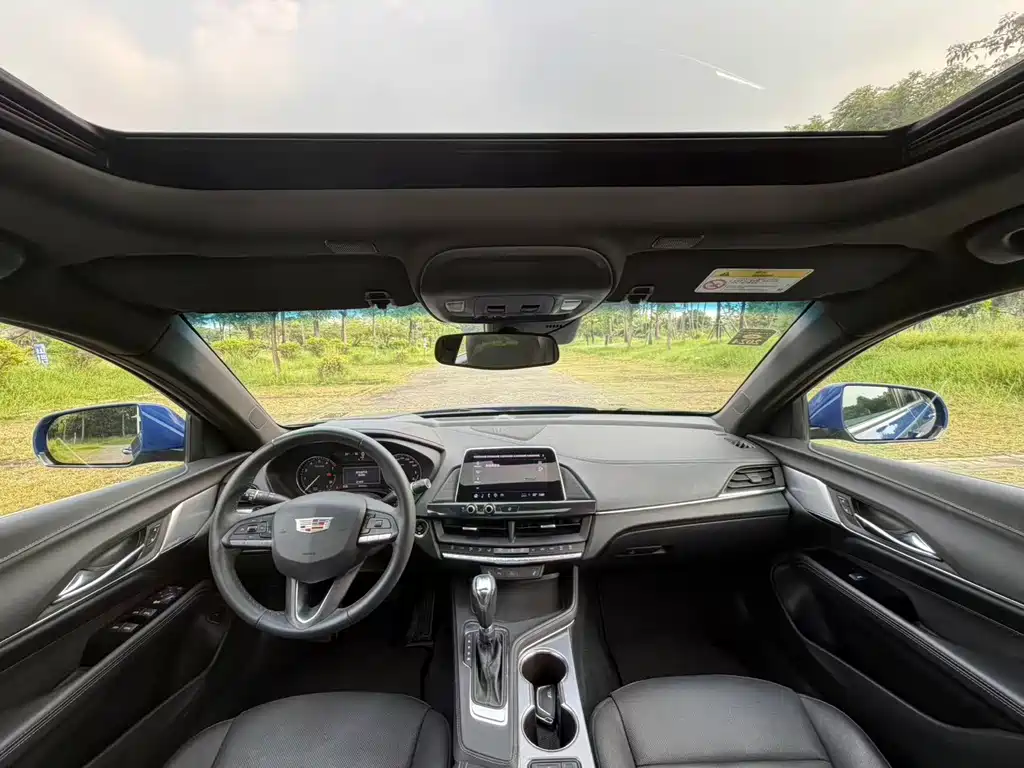 Cadillac CT4 — миниатюра 13
