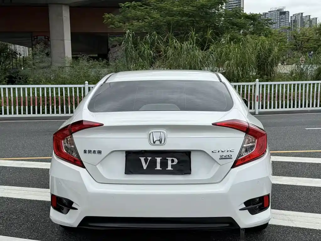Honda Civic — миниатюра 11