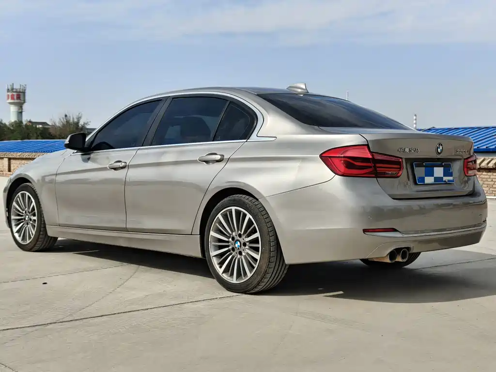 BMW 3 Series — миниатюра 7