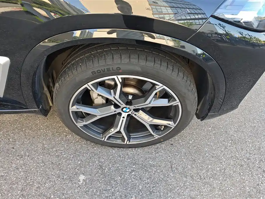 BMW X5 2023 xDrive 30Li Premium M Sport