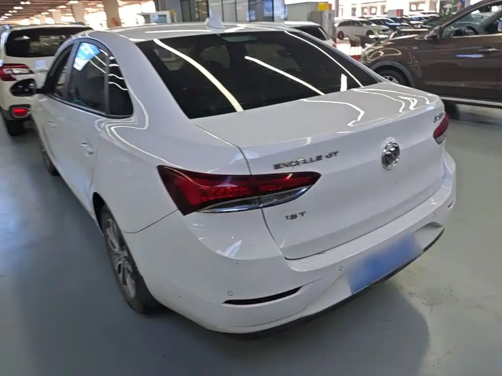 Buick Excelle — миниатюра 5