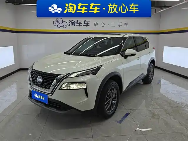 NISSAN QIJUN 2022