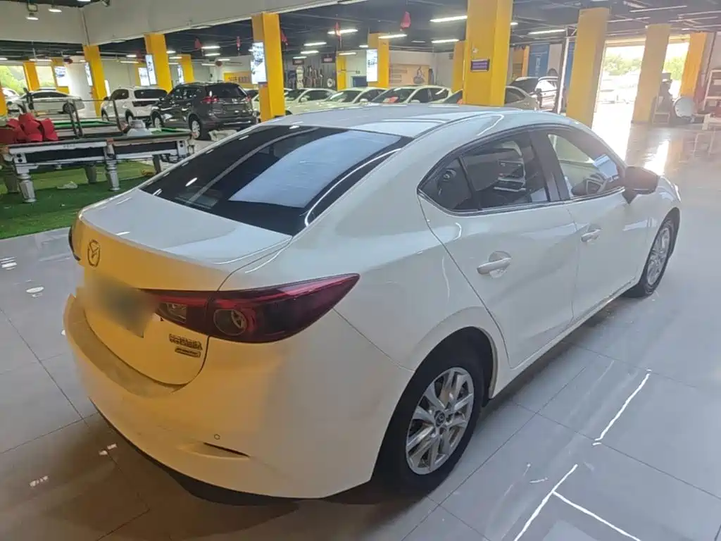 Mazda 3 Axela — миниатюра 7