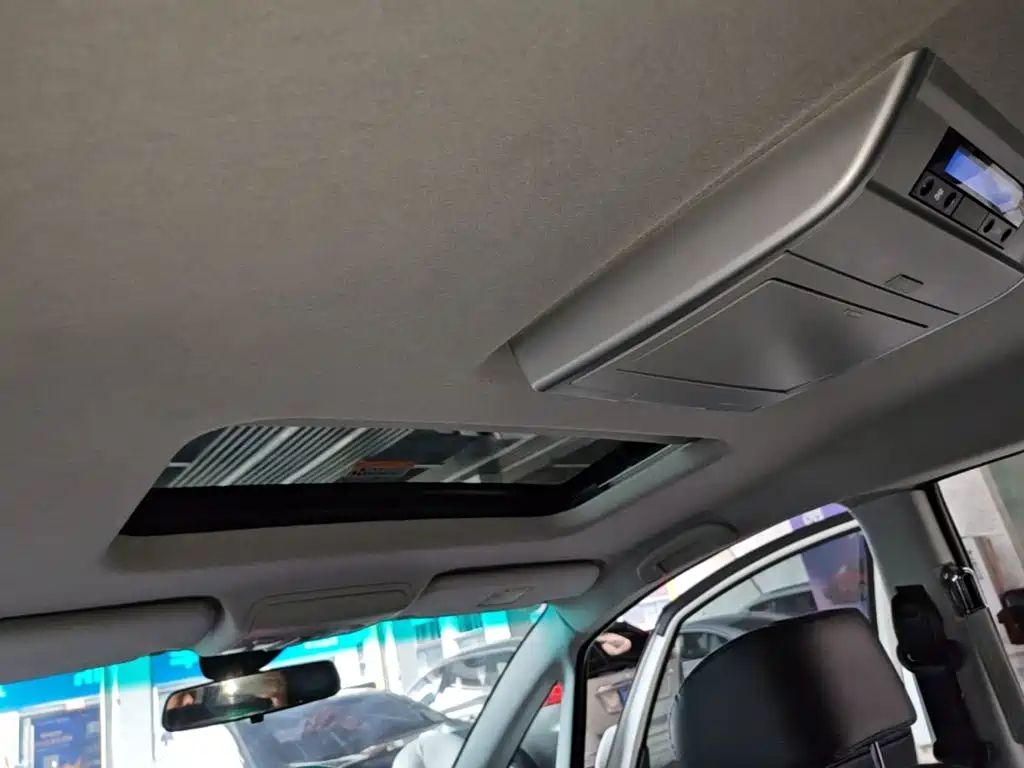Luxgen Big 7 MPV — миниатюра 18