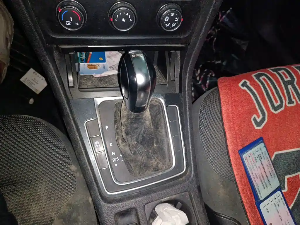 Volkswagen Golf — миниатюра 15