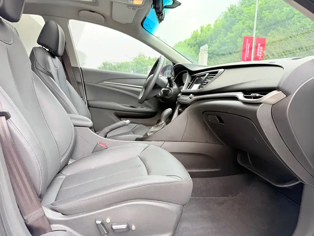 Buick Excelle — миниатюра 14