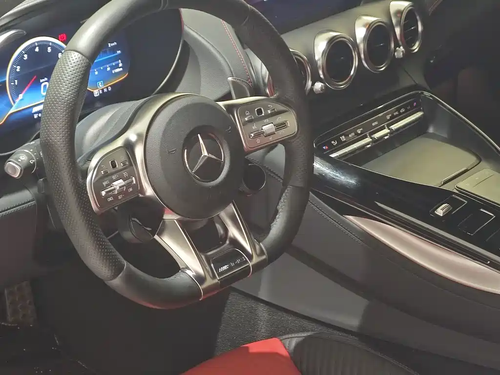 Mercedes-Benz AMG GT — миниатюра 9