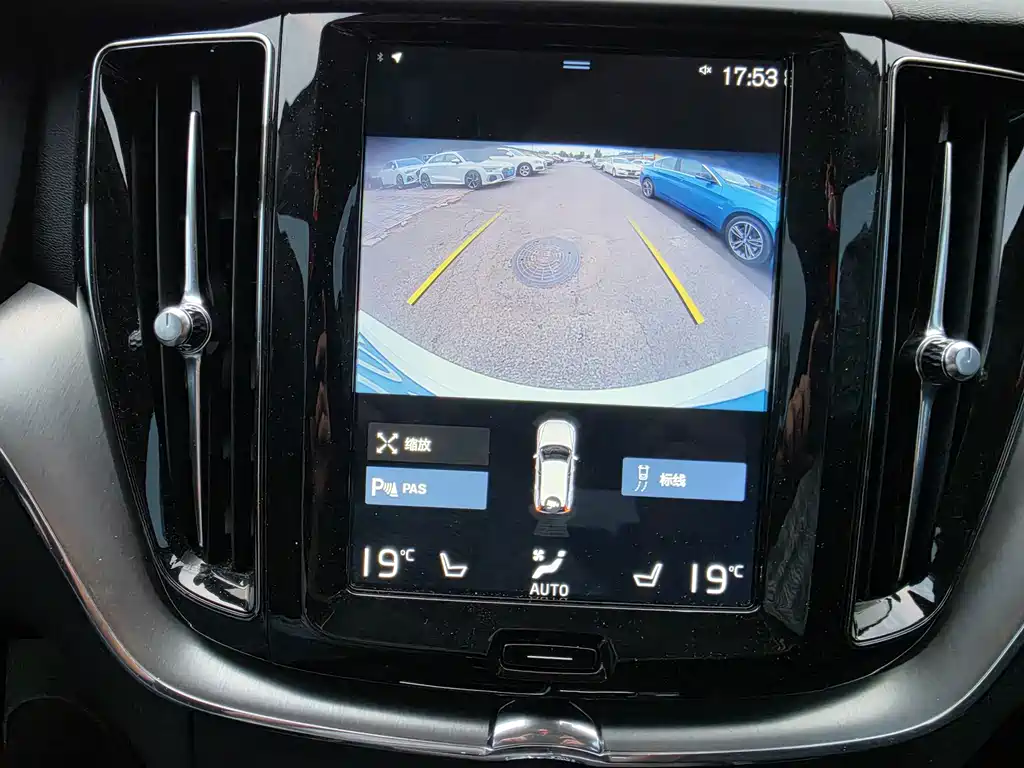 Volvo XC60 — миниатюра 5