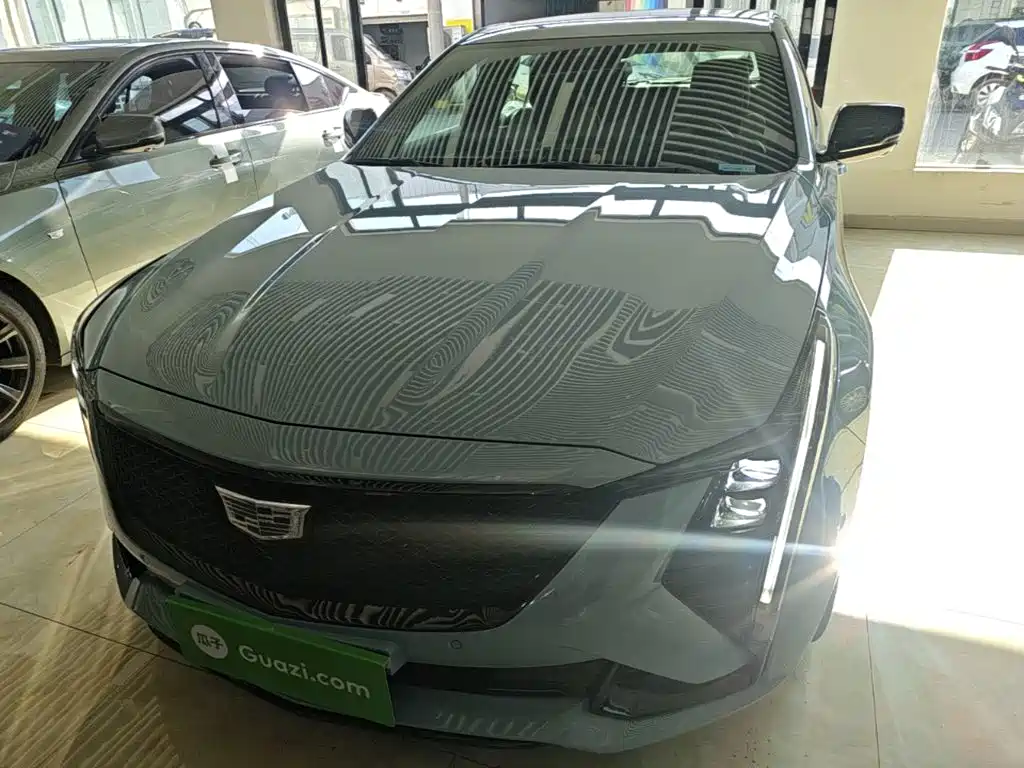 Cadillac CT5 2025 28T