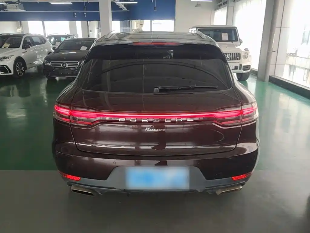 Porsche Macan — миниатюра 6