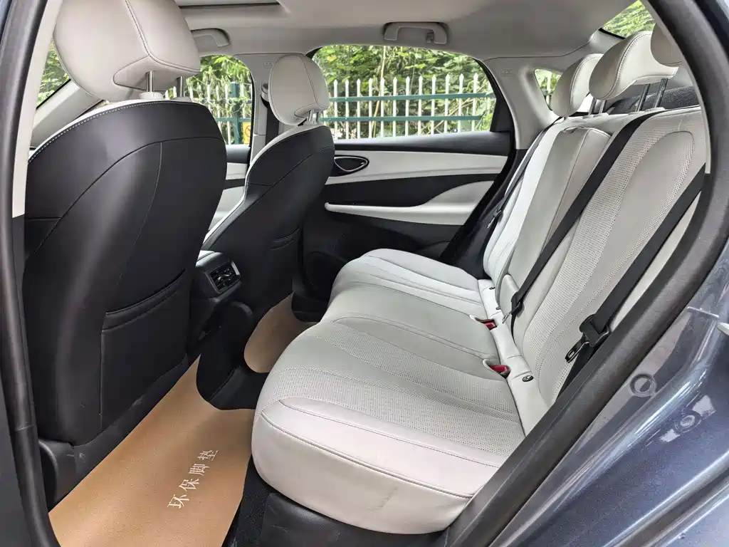 BYD Seal 05 DM-i — миниатюра 8