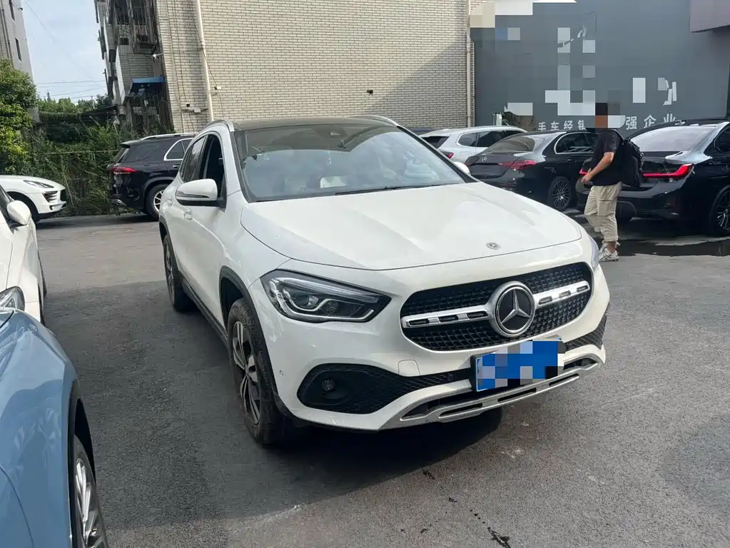 Mercedes-Benz GLA — миниатюра 3