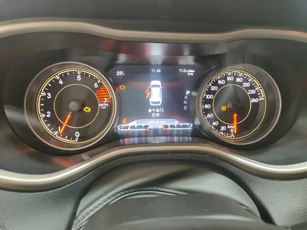 Jeep Cherokee — миниатюра 12