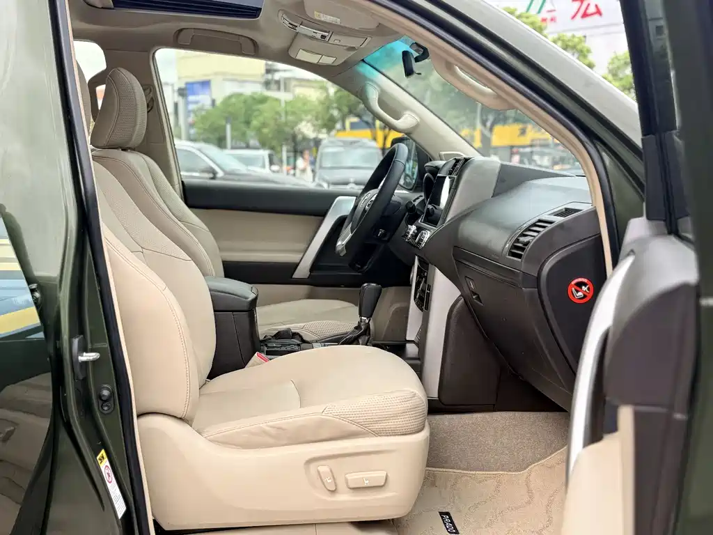 Toyota Land Cruiser Prado 2010 4.0L AT TX-L