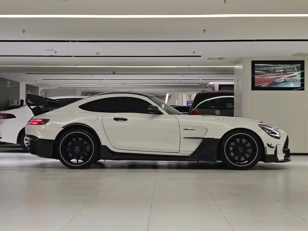 Mercedes-Benz AMG GT — миниатюра 2