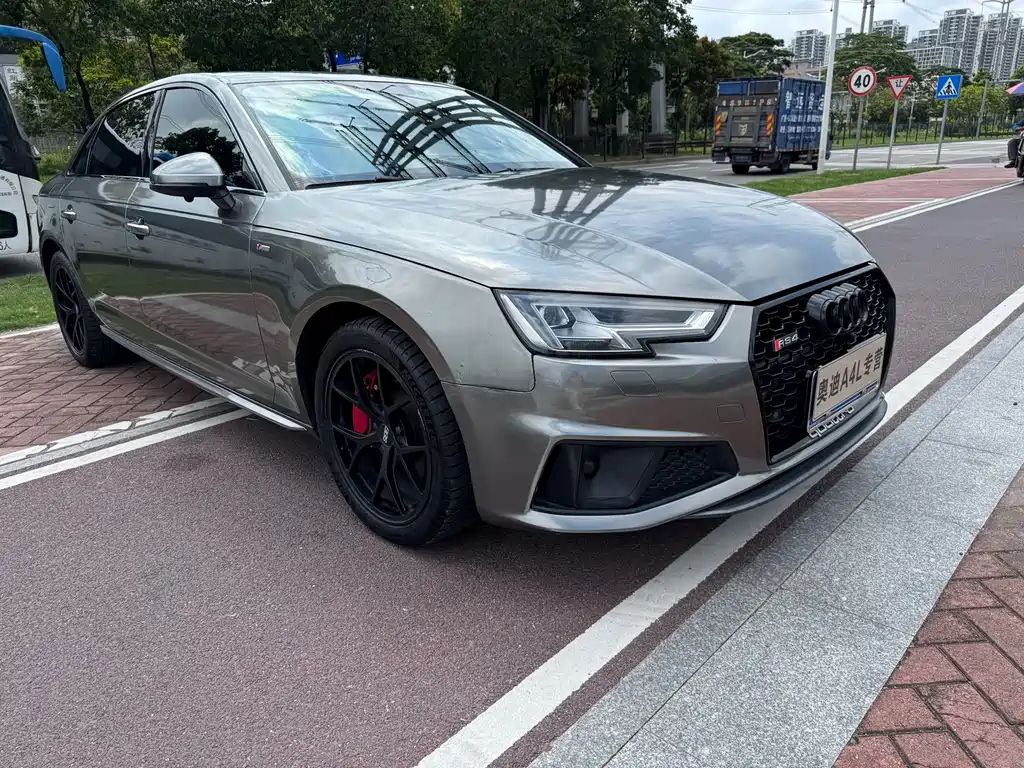 Audi A4L 2019 45 TFSI quattro Sport V