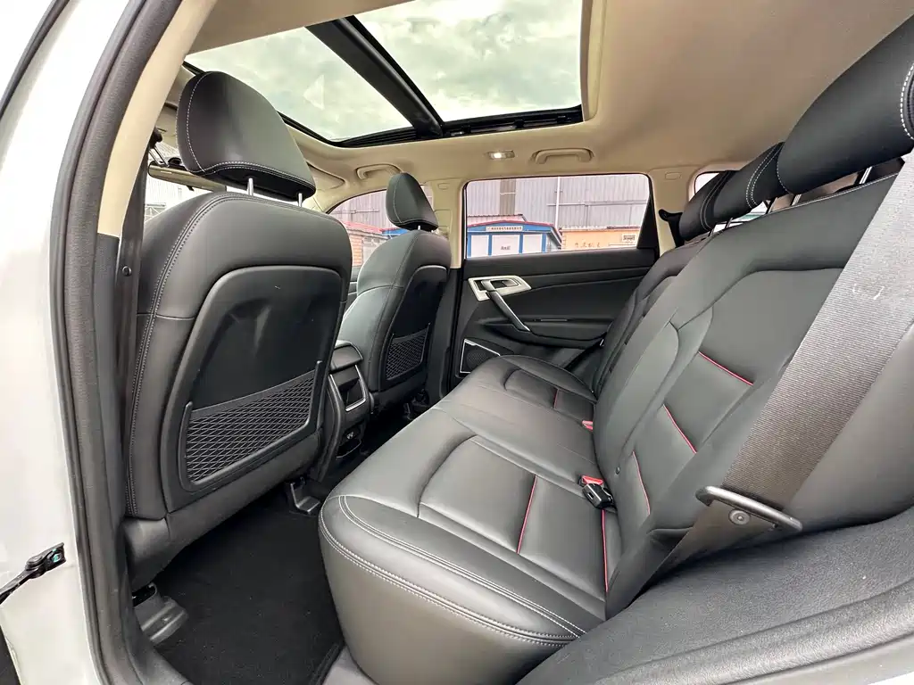 Geely Boyue — миниатюра 5