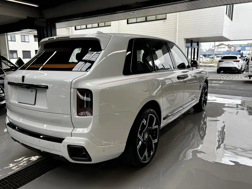 Rolls-Royce Cullinan — миниатюра 5