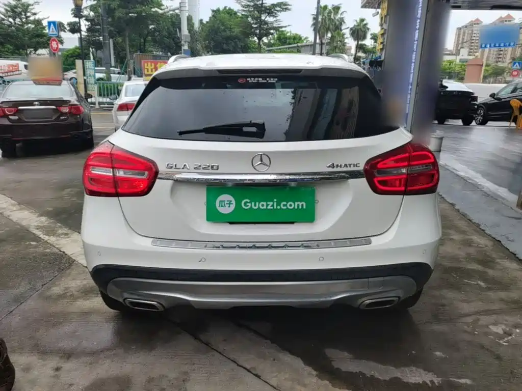 Mercedes-Benz GLA — миниатюра 6