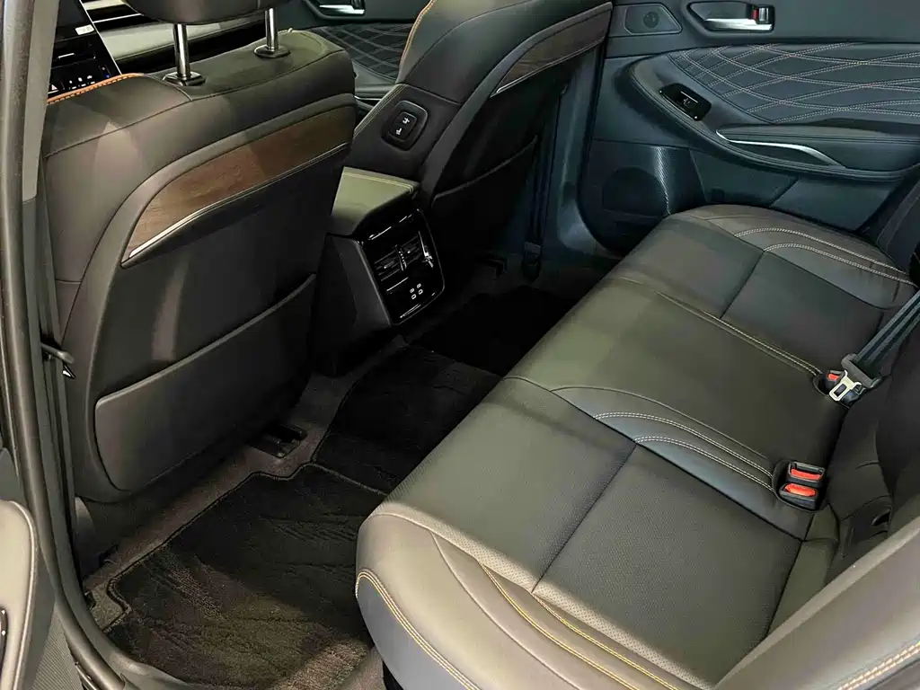 Toyota Avalon — миниатюра 9