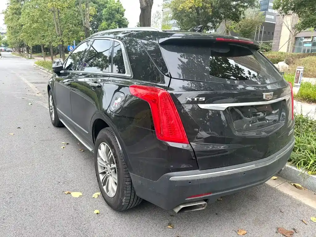 Cadillac XT5 — миниатюра 5