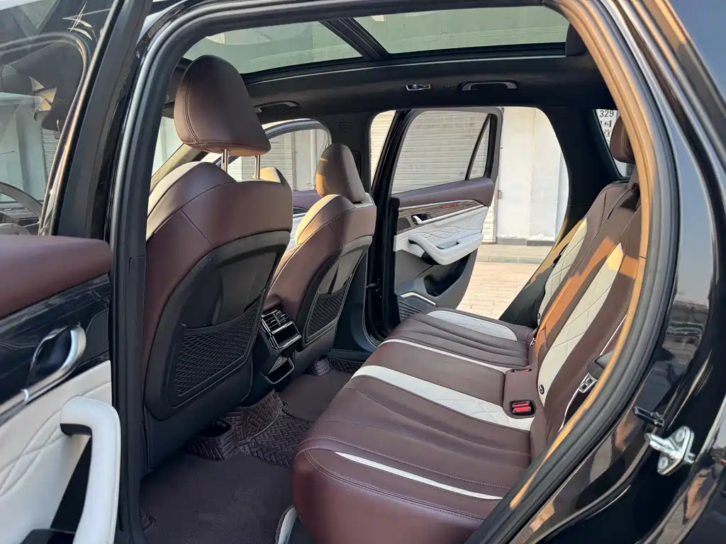Geely Xingyue L — миниатюра 15