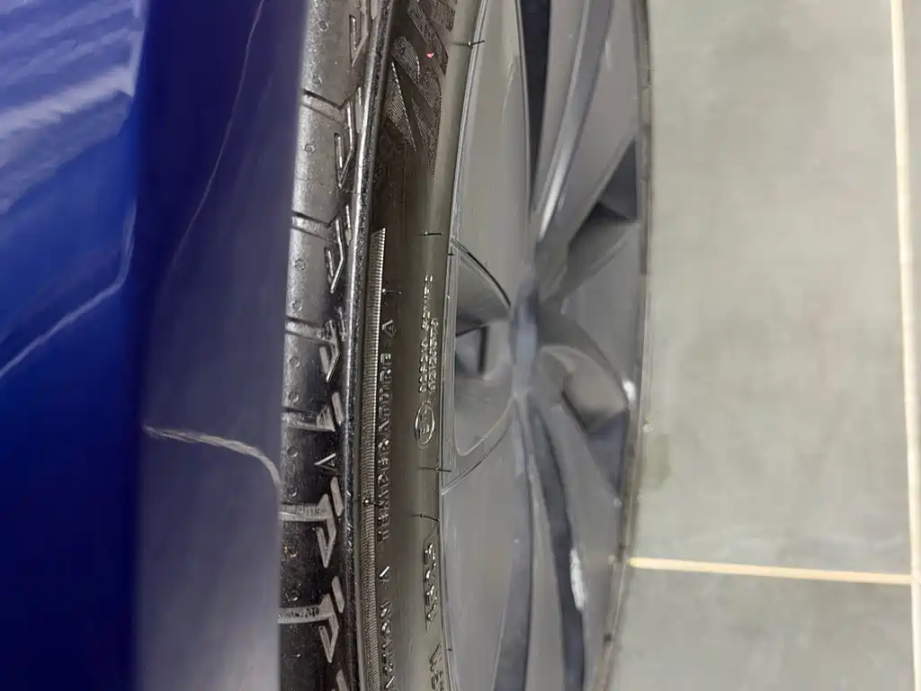 Tesla Model 3 — миниатюра 11
