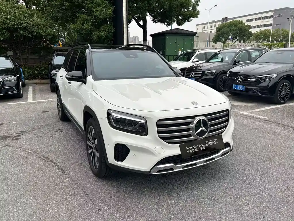 Mercedes-Benz GLB — миниатюра 3