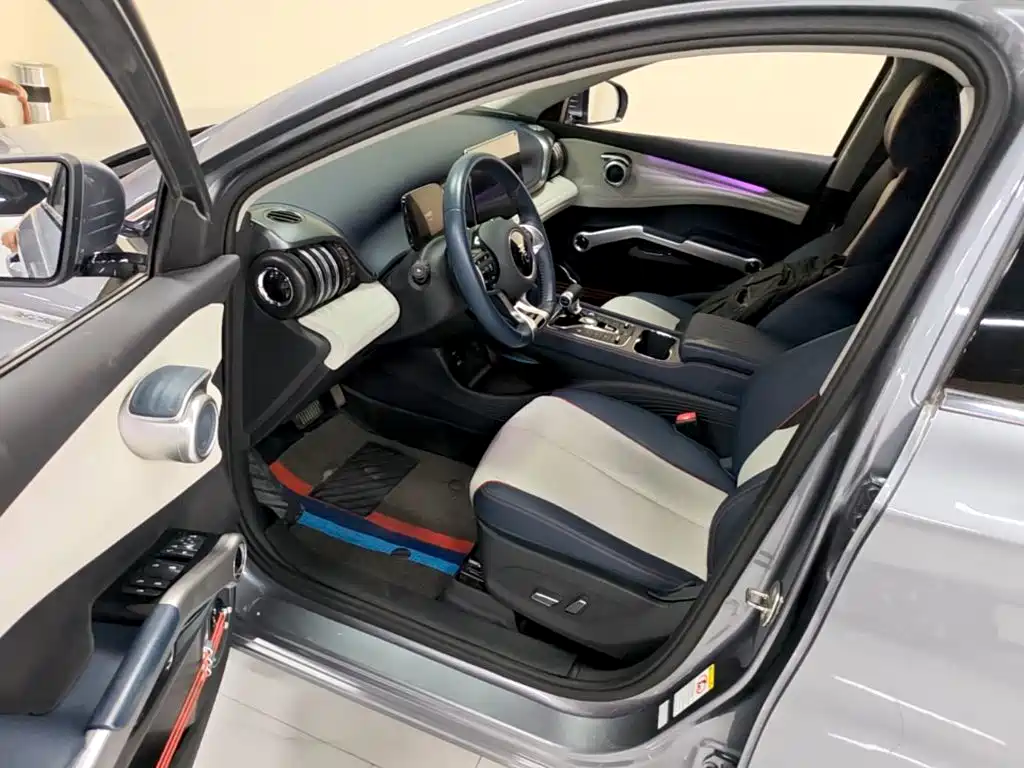 BYD Yuan Plus — миниатюра 16