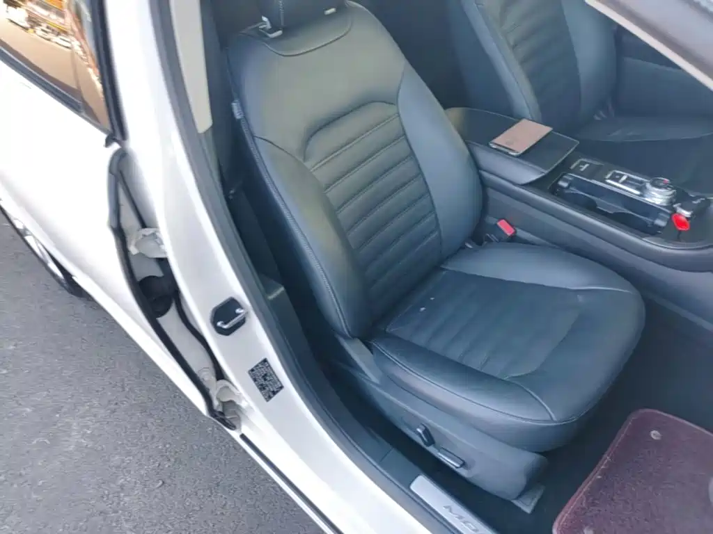 Ford Mondeo — миниатюра 25