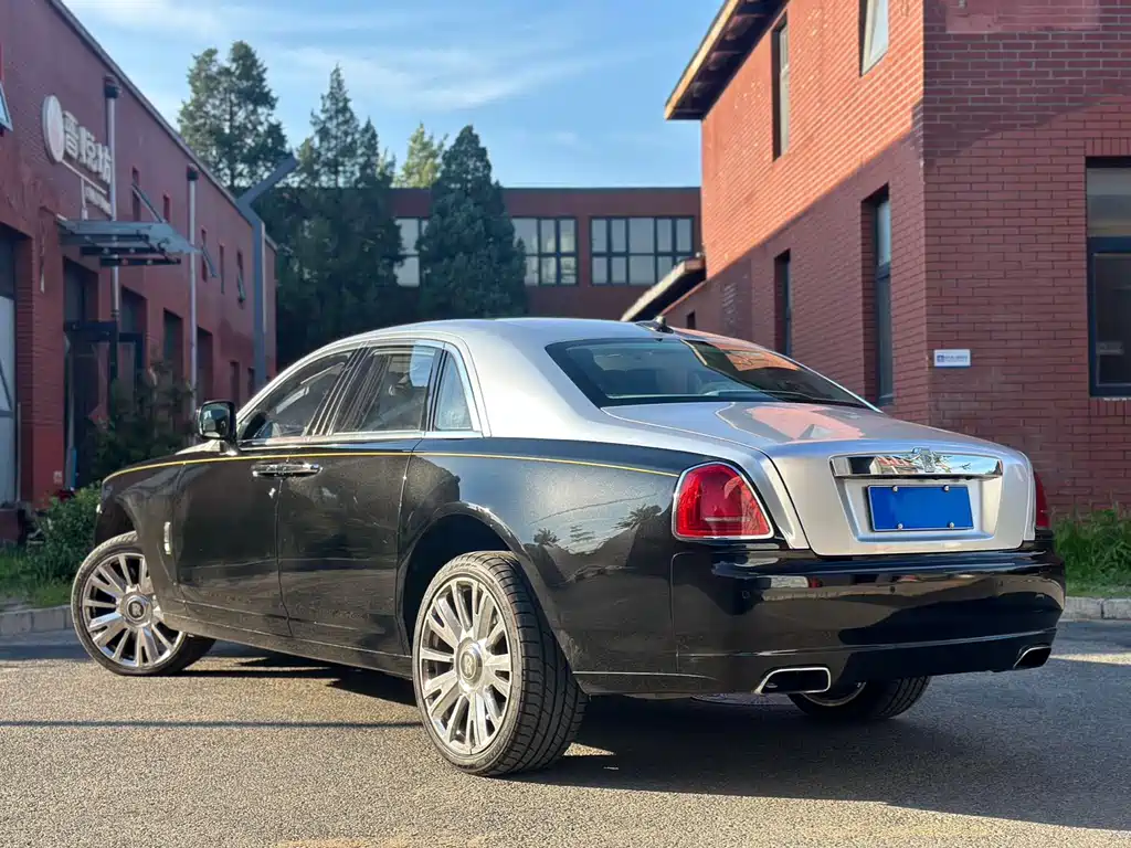 Rolls-Royce Ghost 2010 6.6T Standard