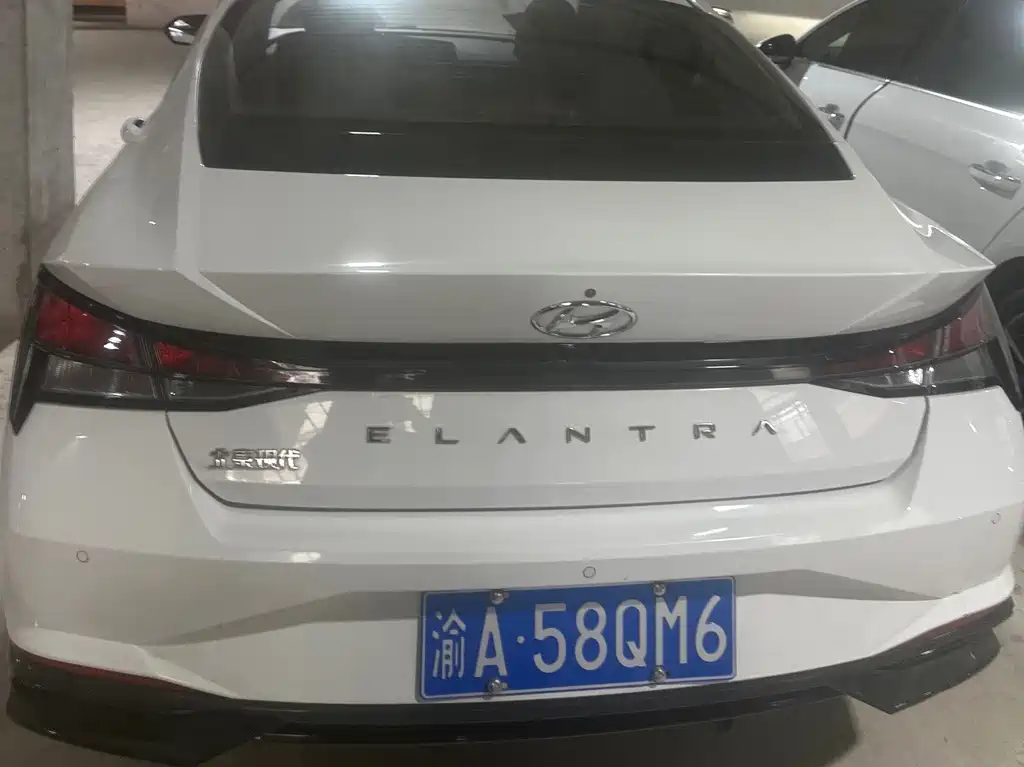 Hyundai Elantra — миниатюра 5
