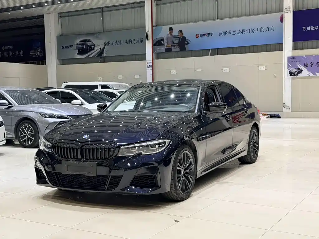 BMW 3 Series 2022