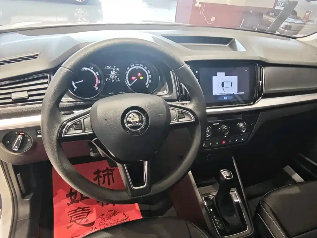 Skoda Kamiq — миниатюра 17