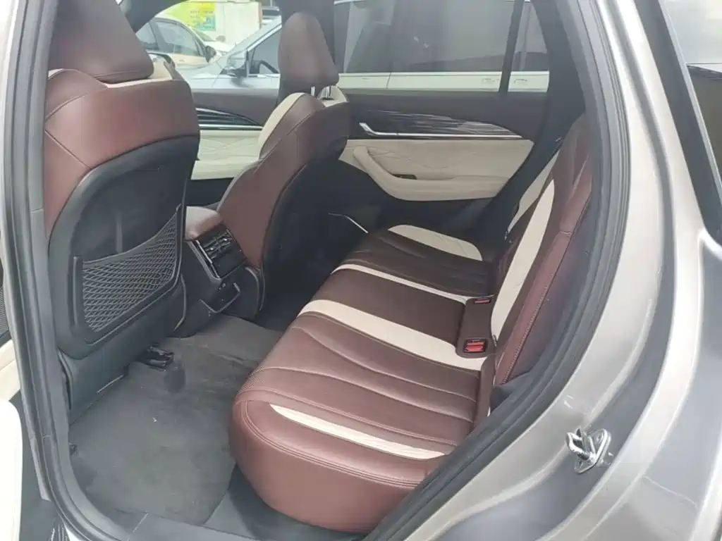 Geely Xingyue L — миниатюра 17