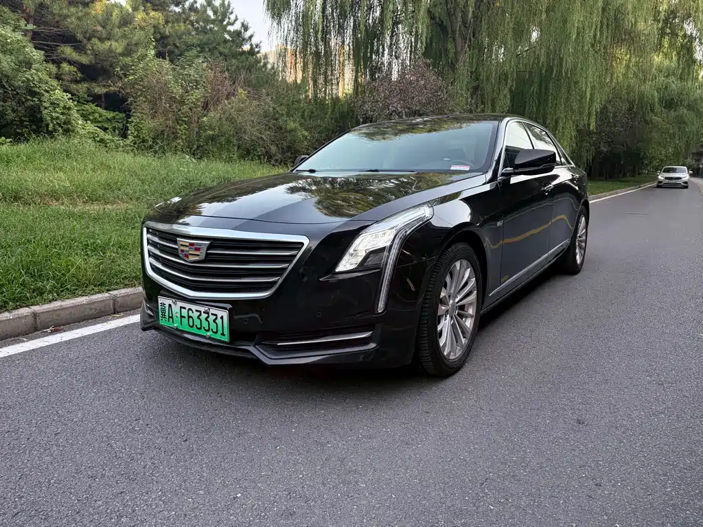 CADILLAC CT6 PLUG IN