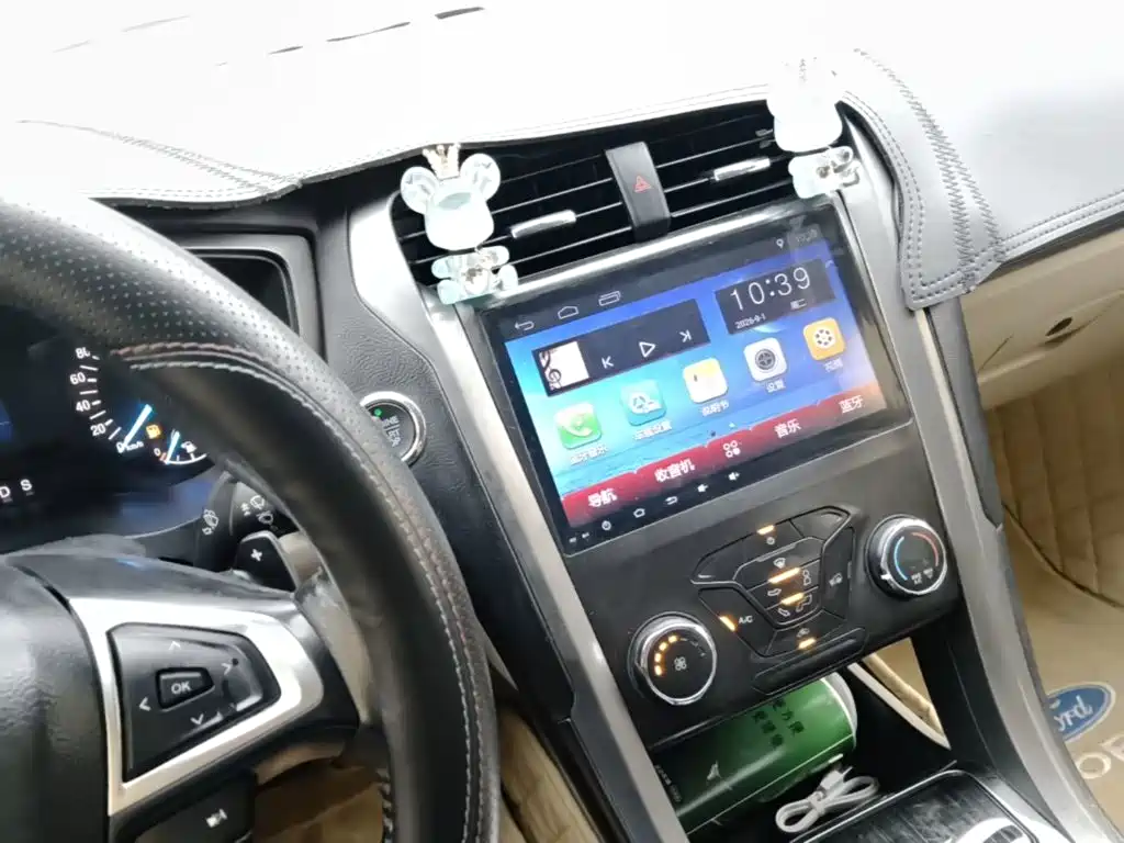 Ford Mondeo — миниатюра 13