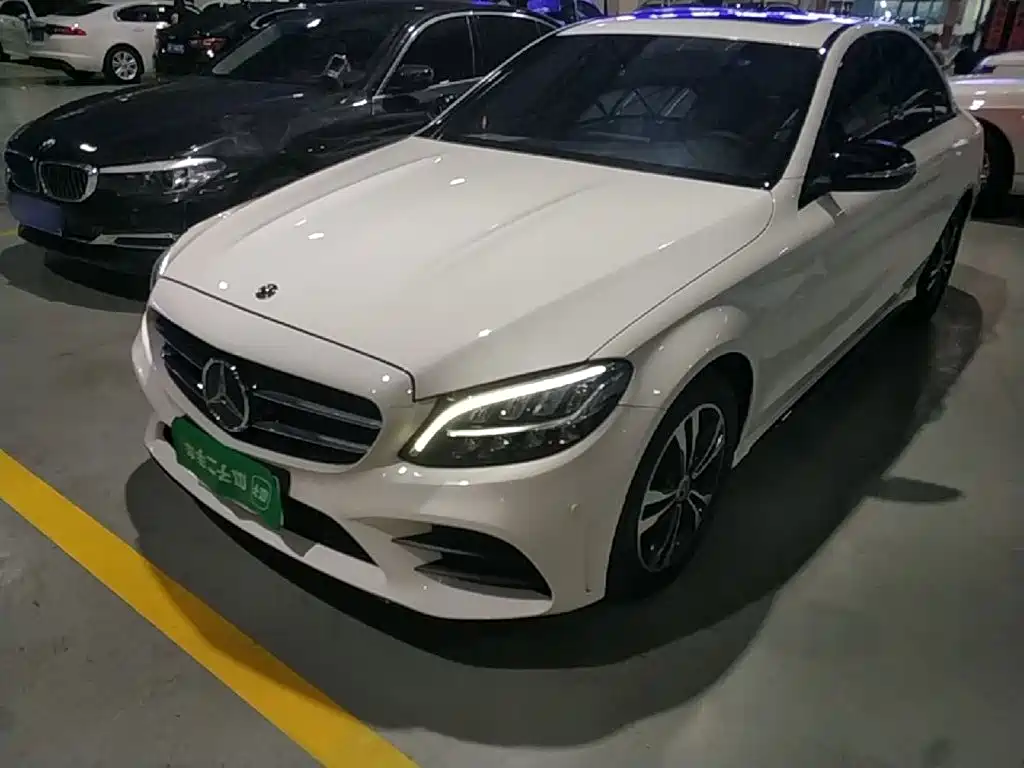 Mercedes-Benz C-Class — миниатюра 2