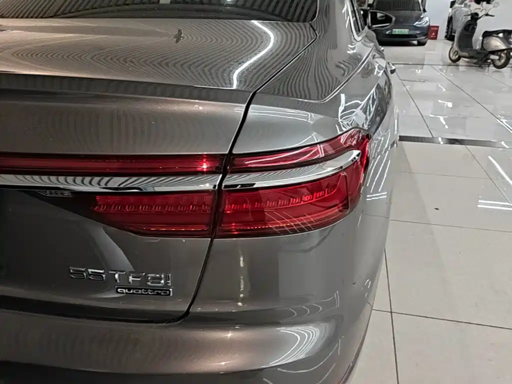 Audi A8 — миниатюра 8