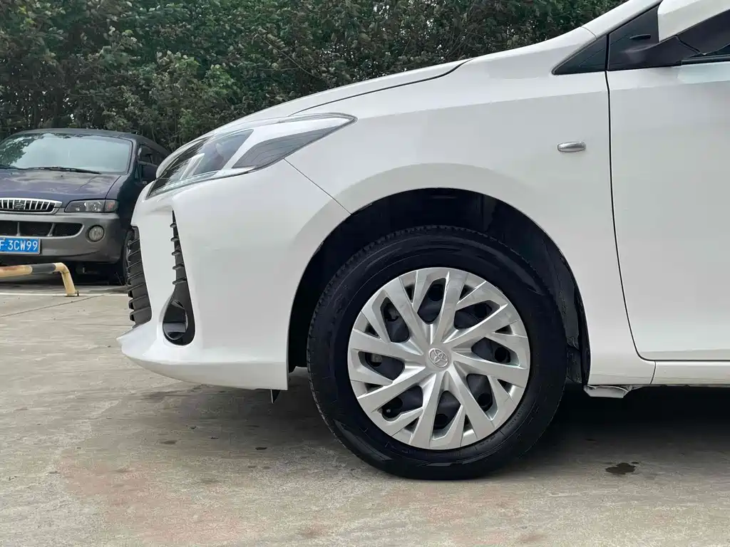 TOYOTA VIOS