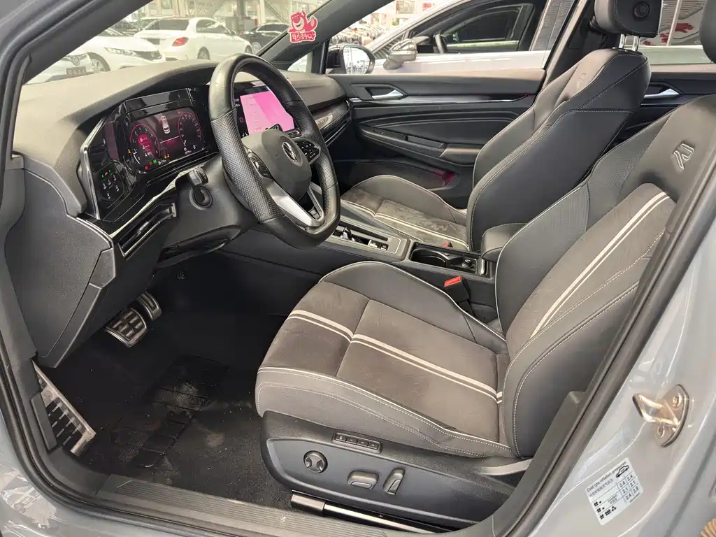 Volkswagen Golf — миниатюра 6