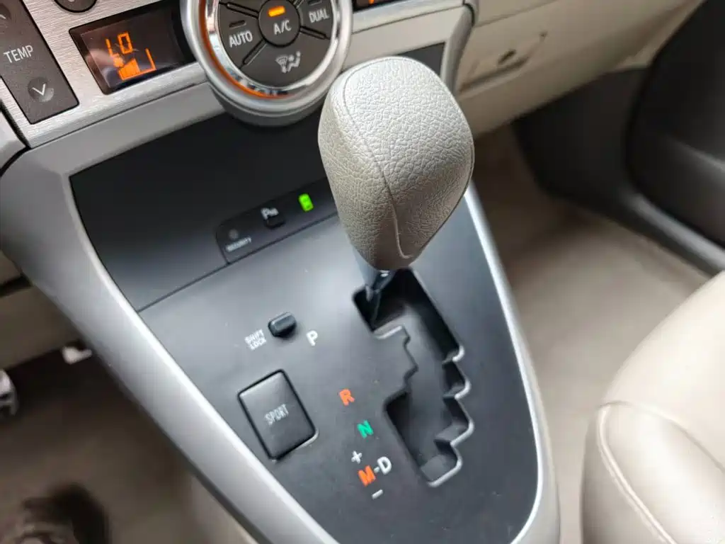 Toyota Verso — миниатюра 8