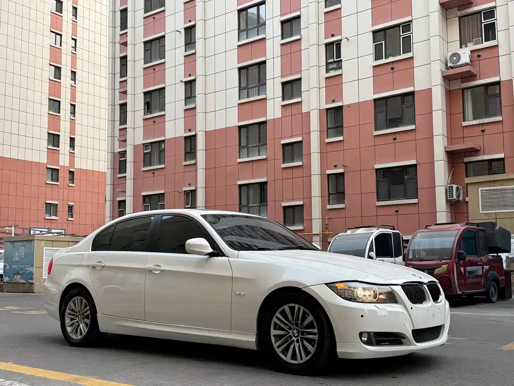 BMW 3 Series — миниатюра 3