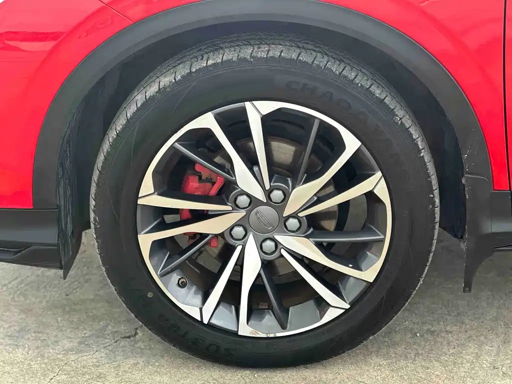 Geely Binyue — миниатюра 11