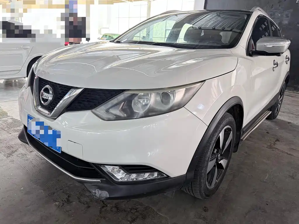 Nissan Qashqai 2015